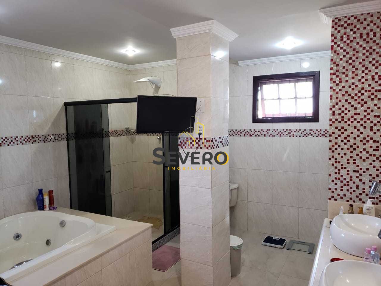 Casa à venda com 3 quartos, 450m² - Foto 17