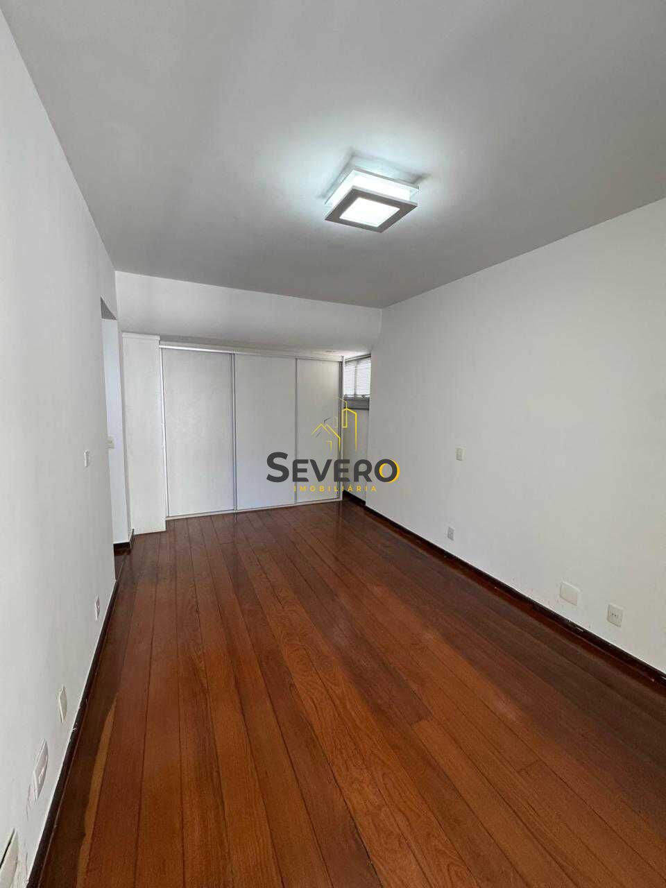 Apartamento à venda com 3 quartos, 250m² - Foto 17