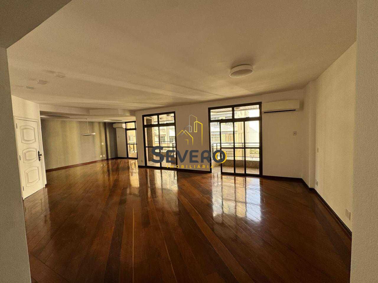 Apartamento à venda com 3 quartos, 250m² - Foto 4