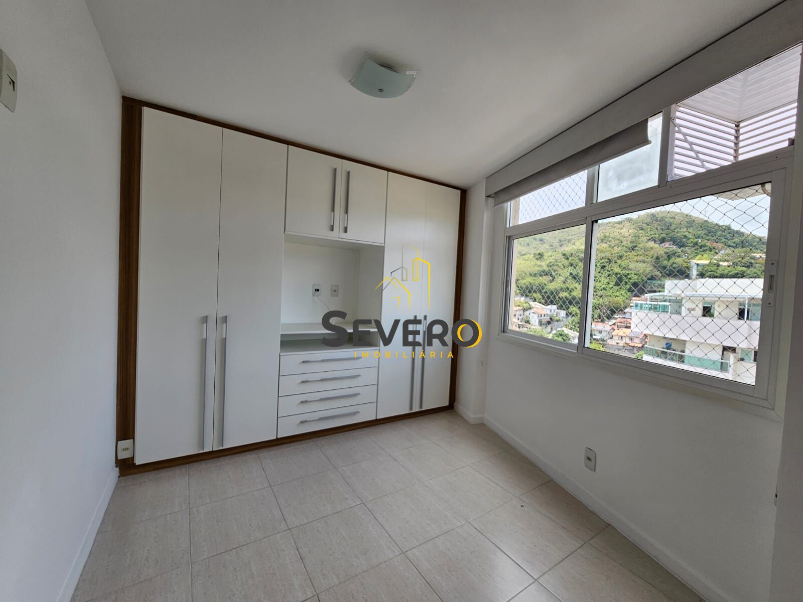 Apartamento à venda com 2 quartos, 70m² - Foto 5