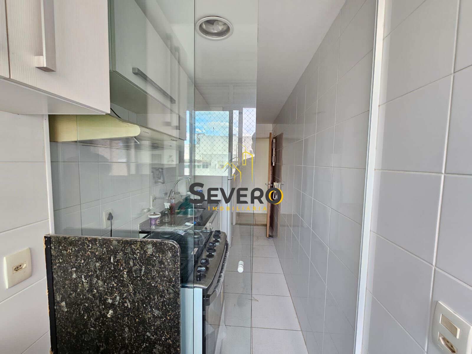 Apartamento à venda com 2 quartos, 70m² - Foto 12