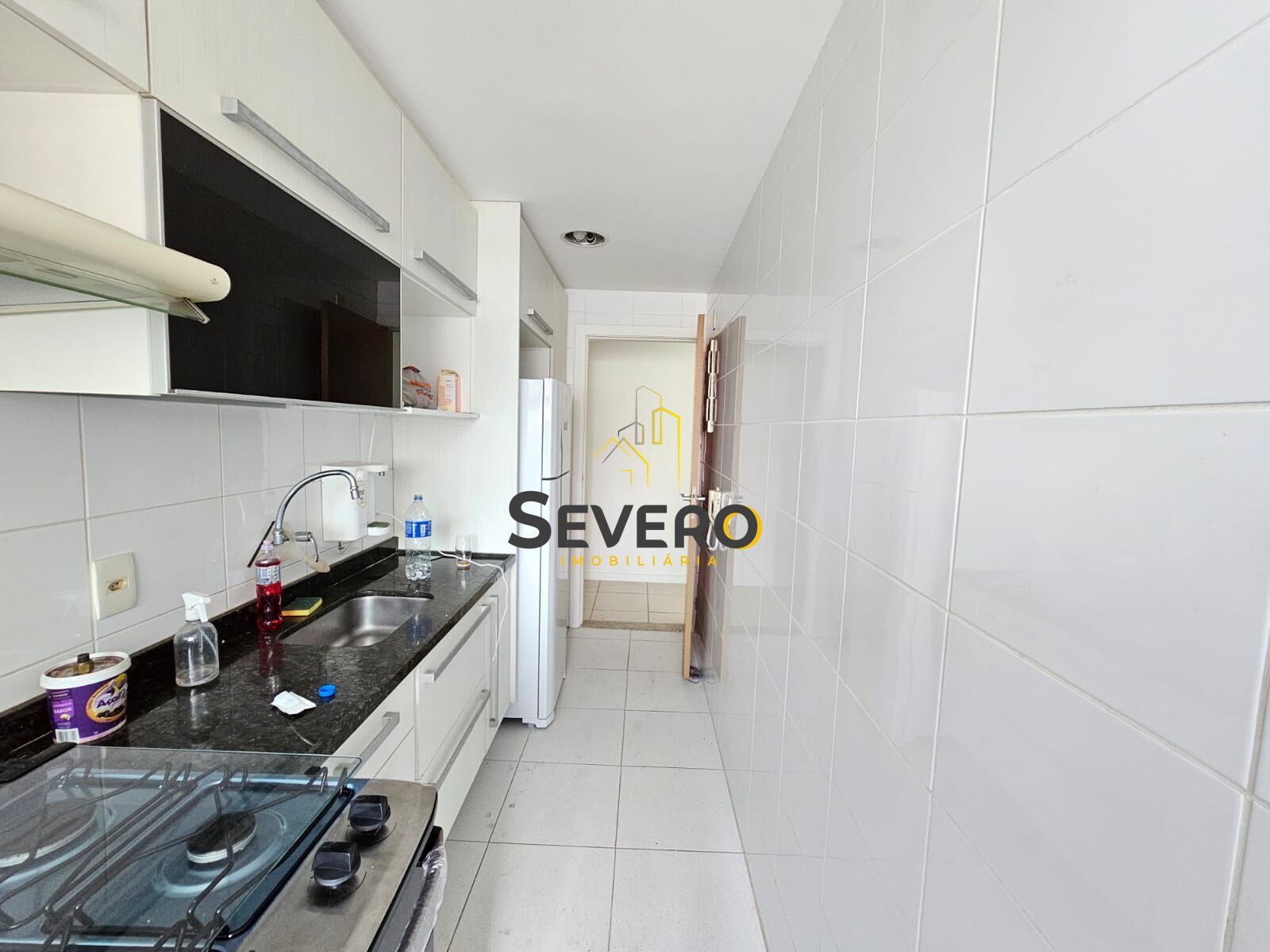 Apartamento à venda com 2 quartos, 70m² - Foto 11