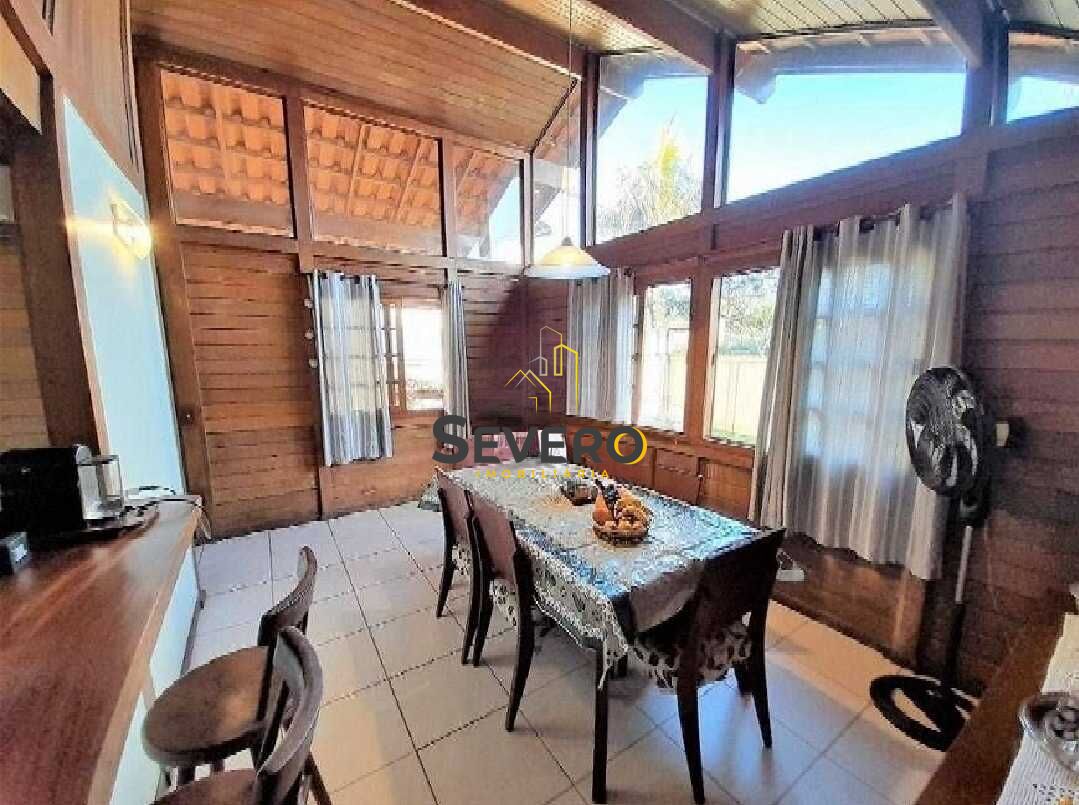 Casa à venda com 4 quartos, 177m² - Foto 5