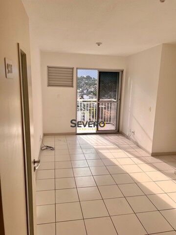 Apartamento à venda com 2 quartos, 70m² - Foto 2