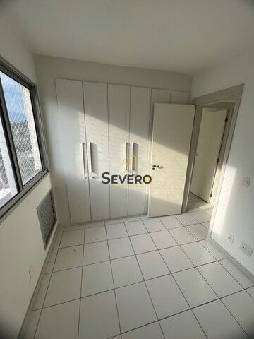 Apartamento à venda com 2 quartos, 70m² - Foto 4