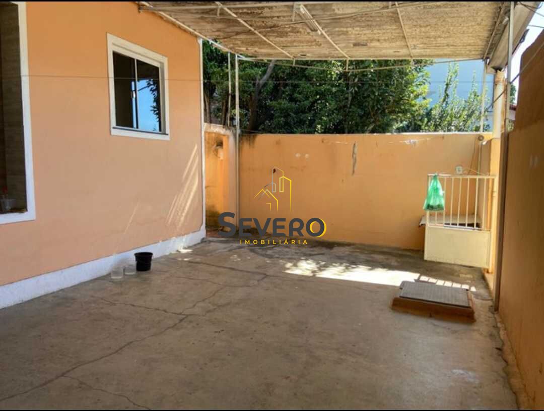 Casa à venda com 1 quarto, 150m² - Foto 2