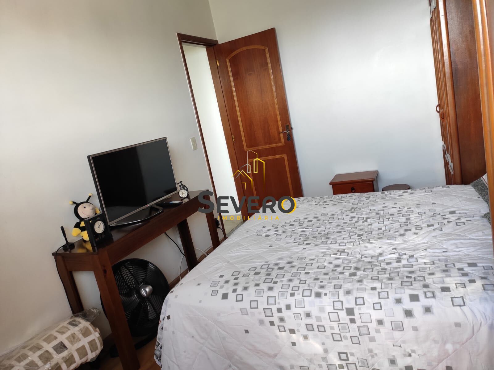 Apartamento à venda com 2 quartos, 85m² - Foto 11