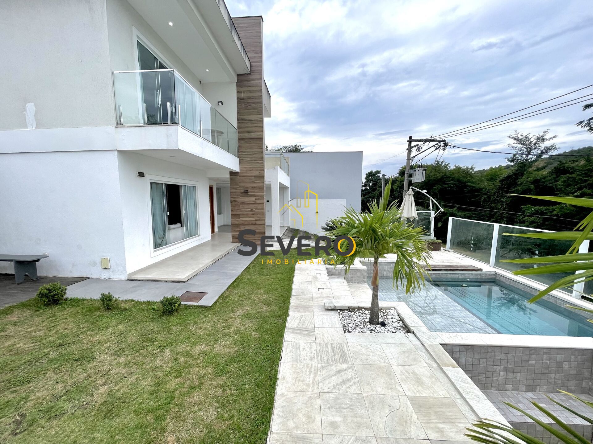 Casa à venda com 3 quartos, 370m² - Foto 9