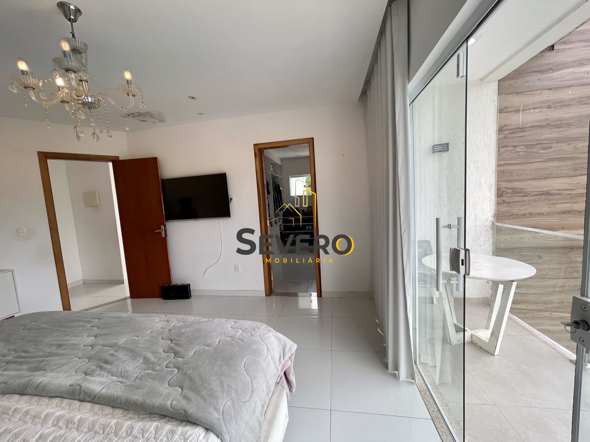 Casa à venda com 3 quartos, 370m² - Foto 32