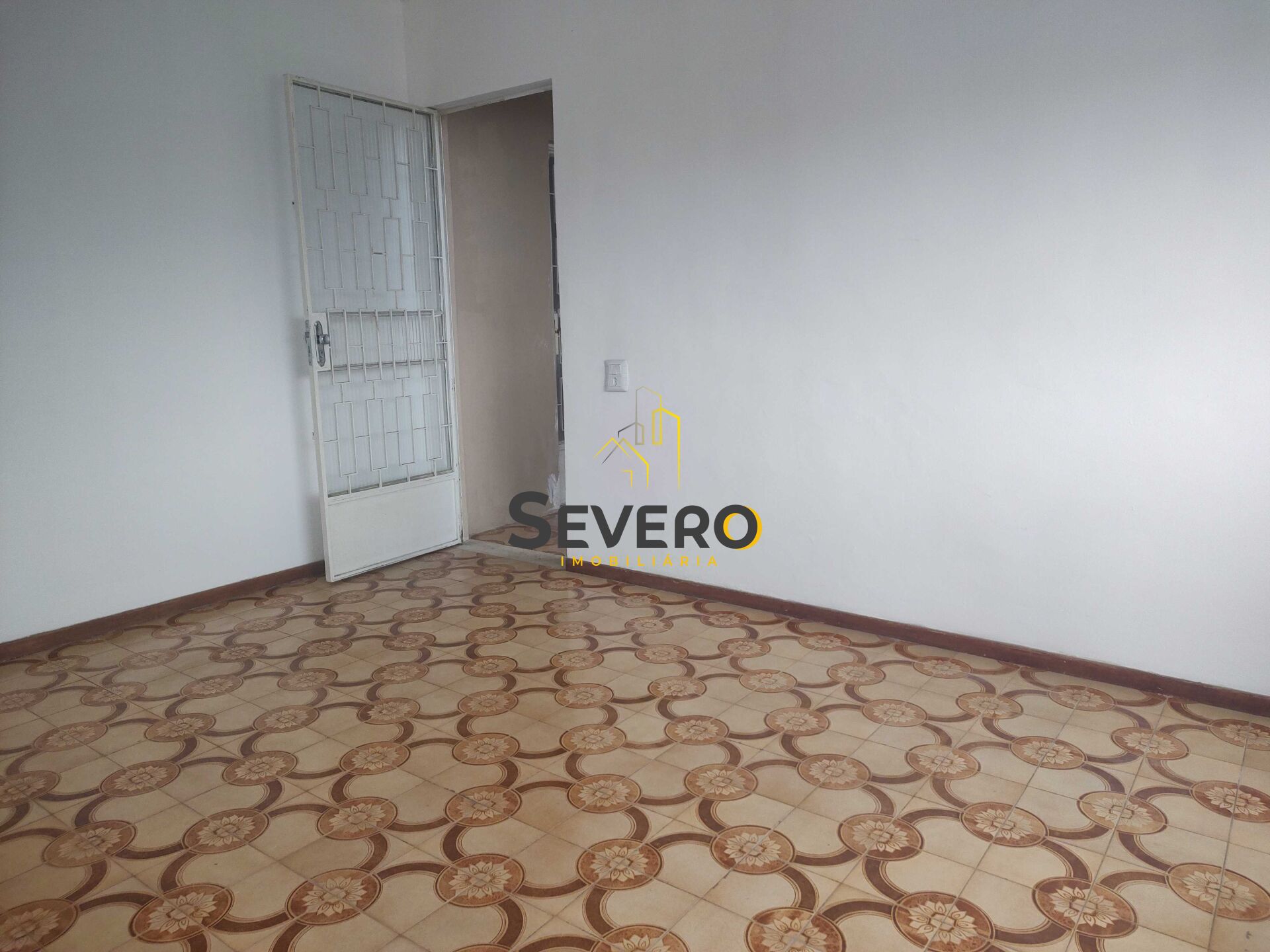 Sobrado à venda com 2 quartos, 100m² - Foto 2