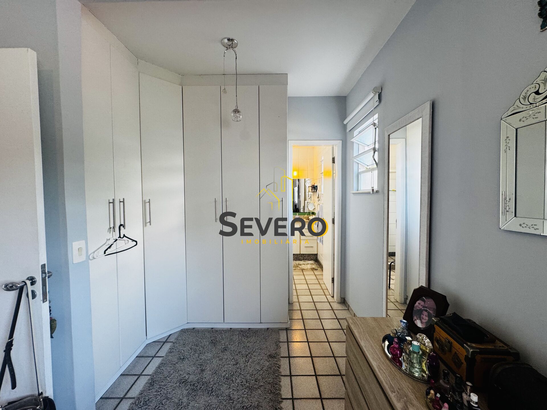Casa à venda com 3 quartos, 182m² - Foto 18