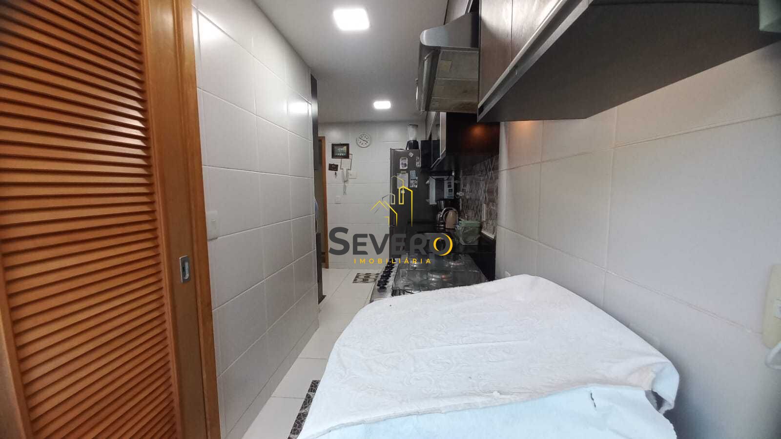 Apartamento à venda com 3 quartos, 107m² - Foto 23