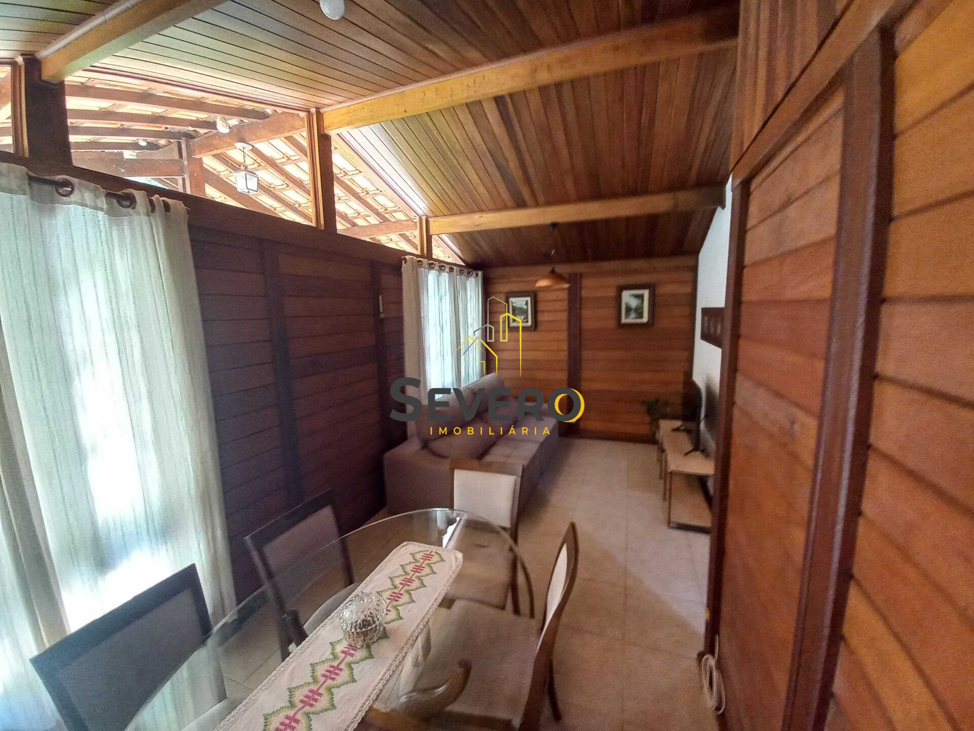 Casa à venda com 3 quartos, 159m² - Foto 3
