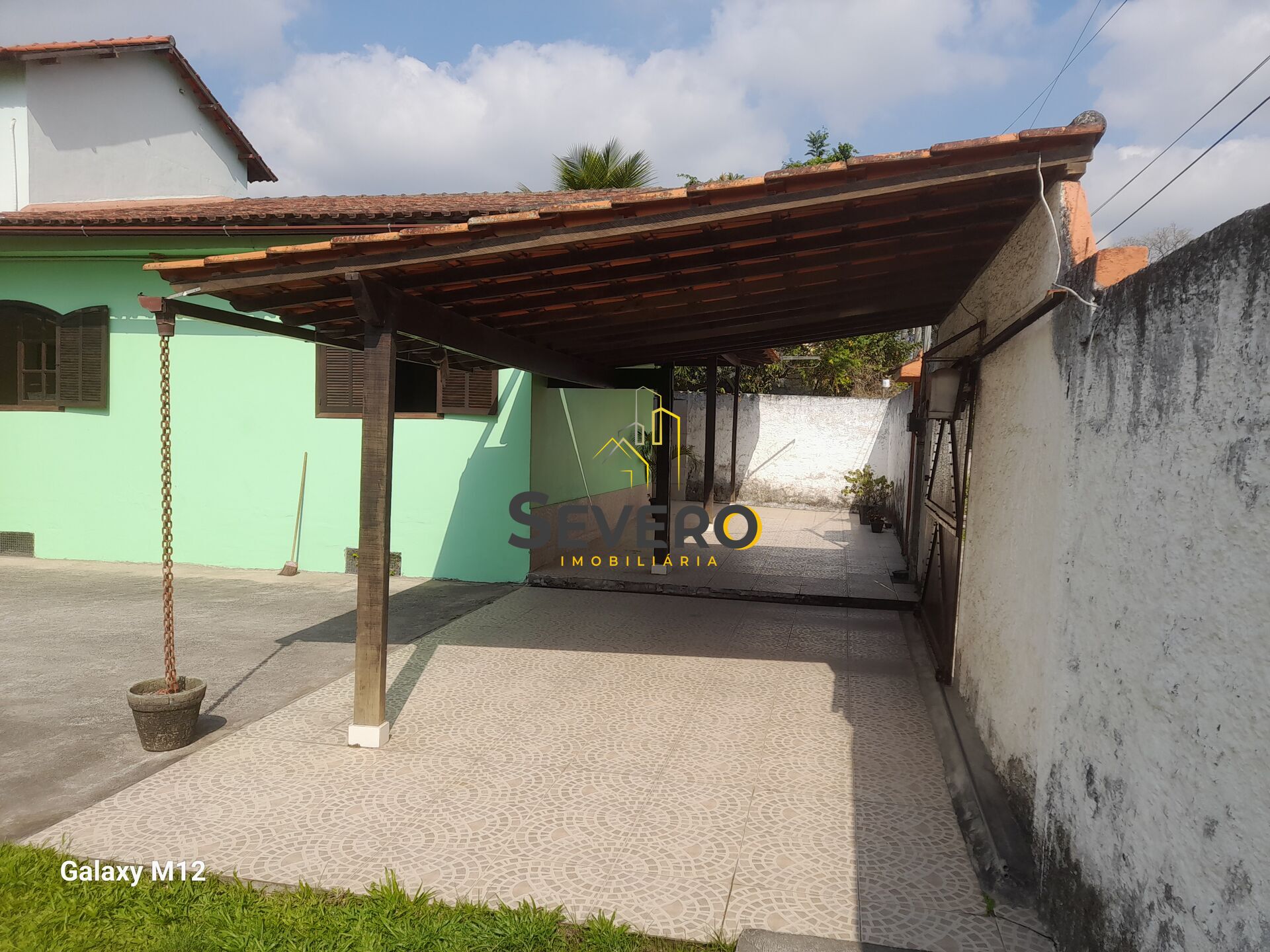 Casa à venda com 3 quartos, 440m² - Foto 2