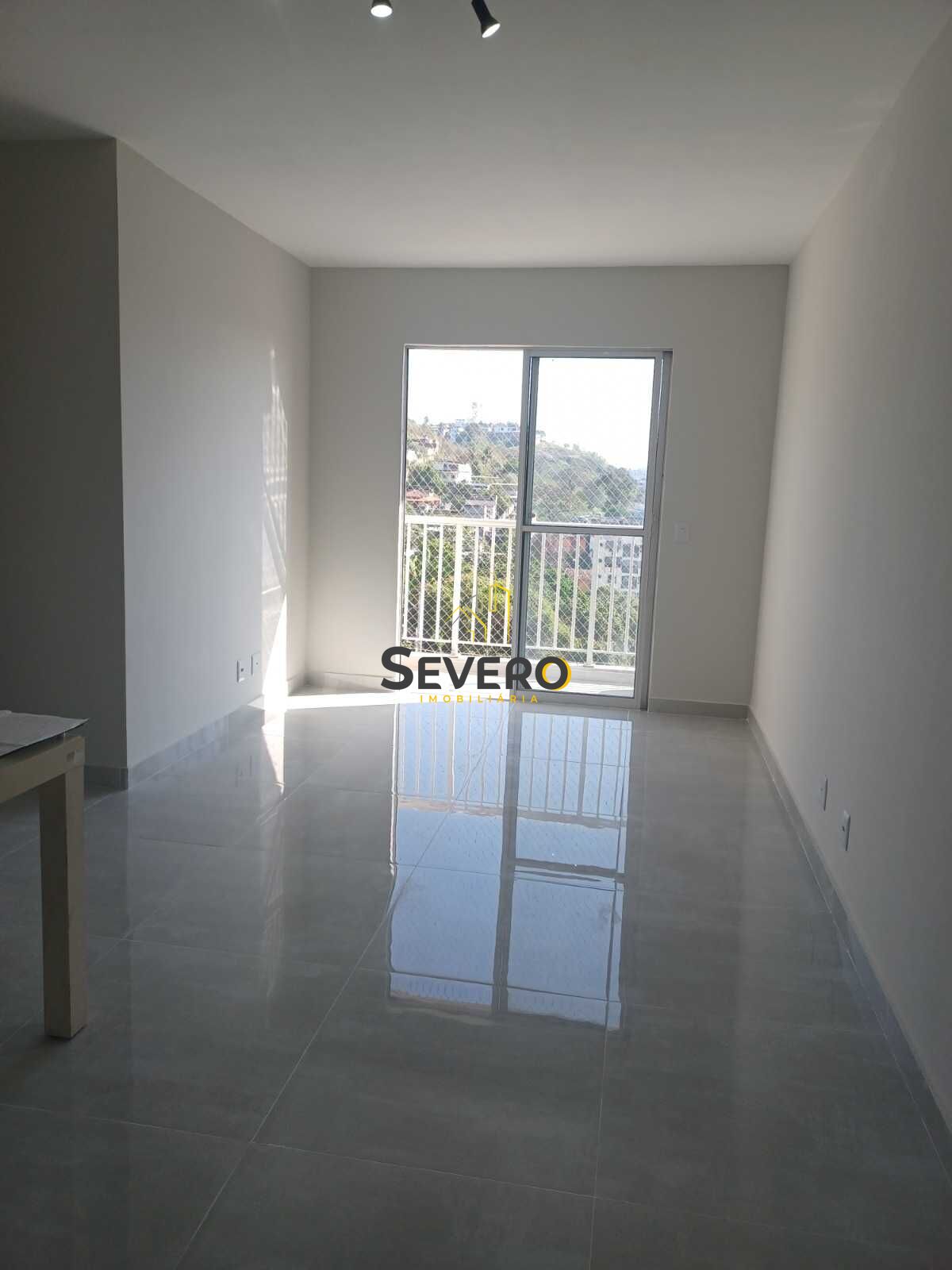 Apartamento à venda com 3 quartos, 65m² - Foto 1