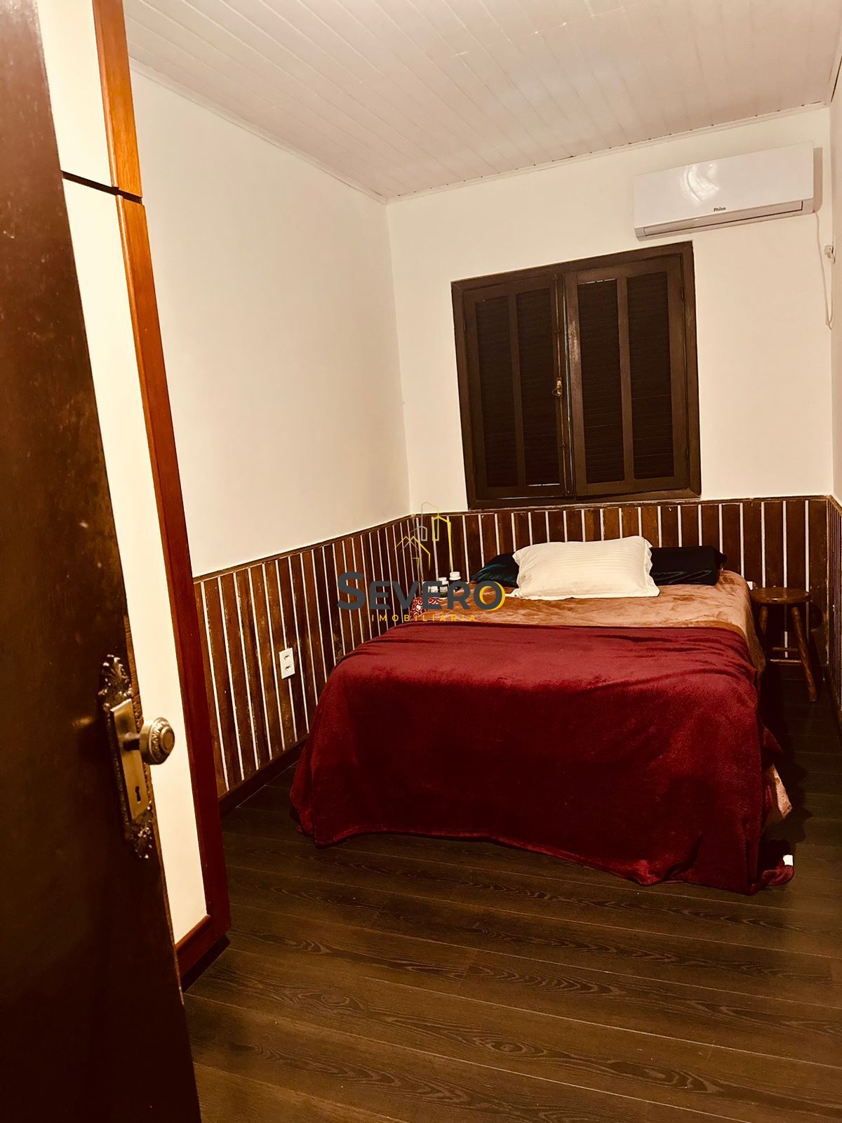 Casa à venda com 4 quartos, 230m² - Foto 10