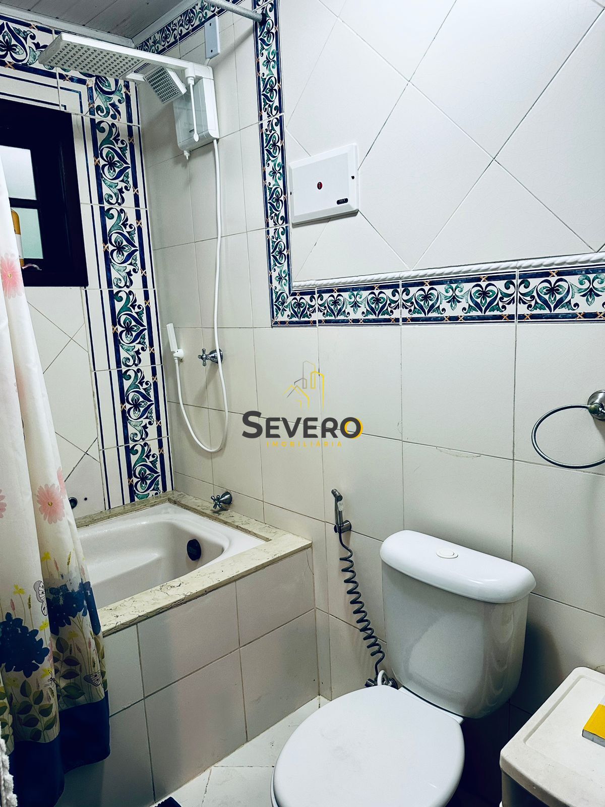 Casa à venda com 4 quartos, 230m² - Foto 13