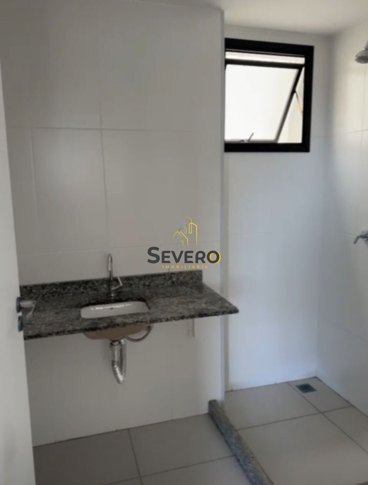 Apartamento à venda com 1 quarto, 40m² - Foto 6