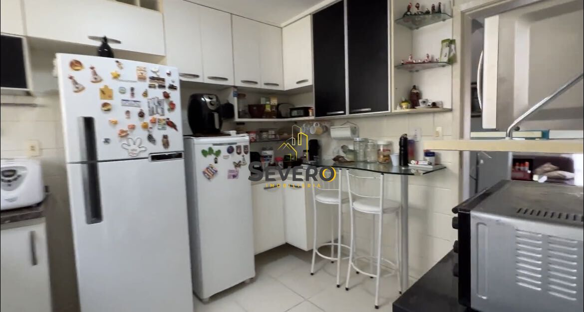 Casa de Condomínio à venda com 6 quartos, 201m² - Foto 9