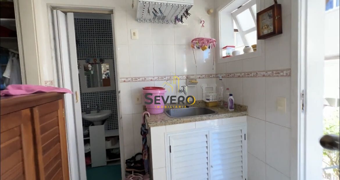 Casa de Condomínio à venda com 6 quartos, 201m² - Foto 8