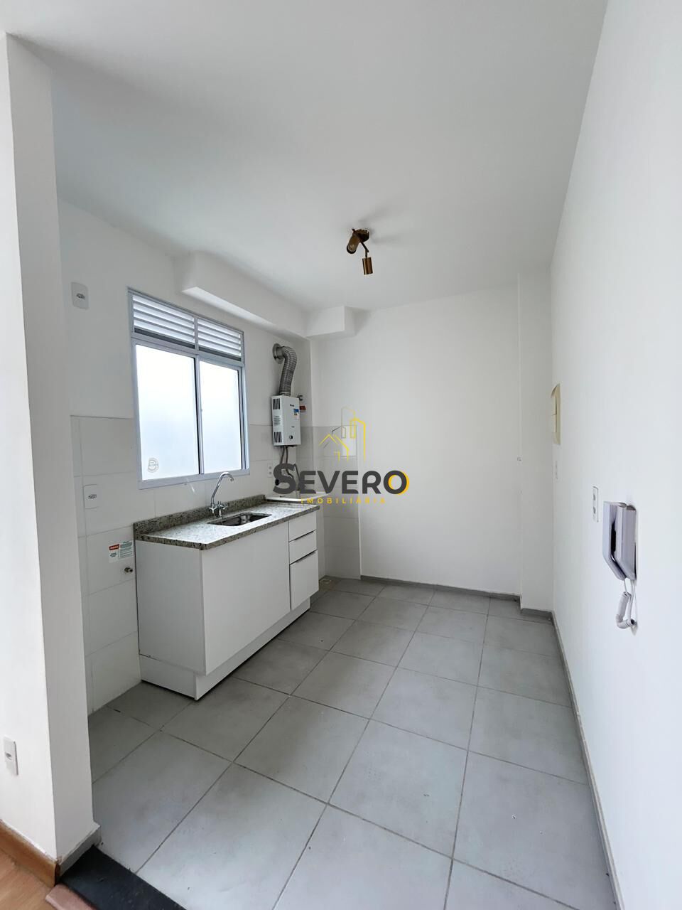Apartamento à venda com 2 quartos, 45m² - Foto 3