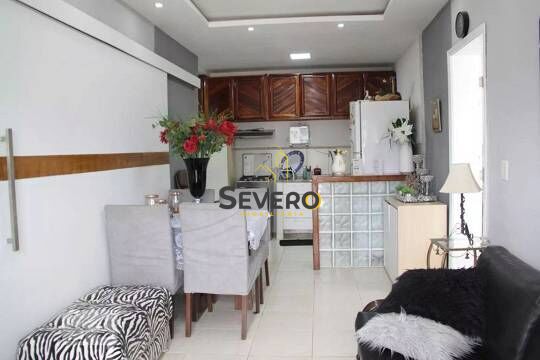 Casa à venda com 4 quartos, 240m² - Foto 9