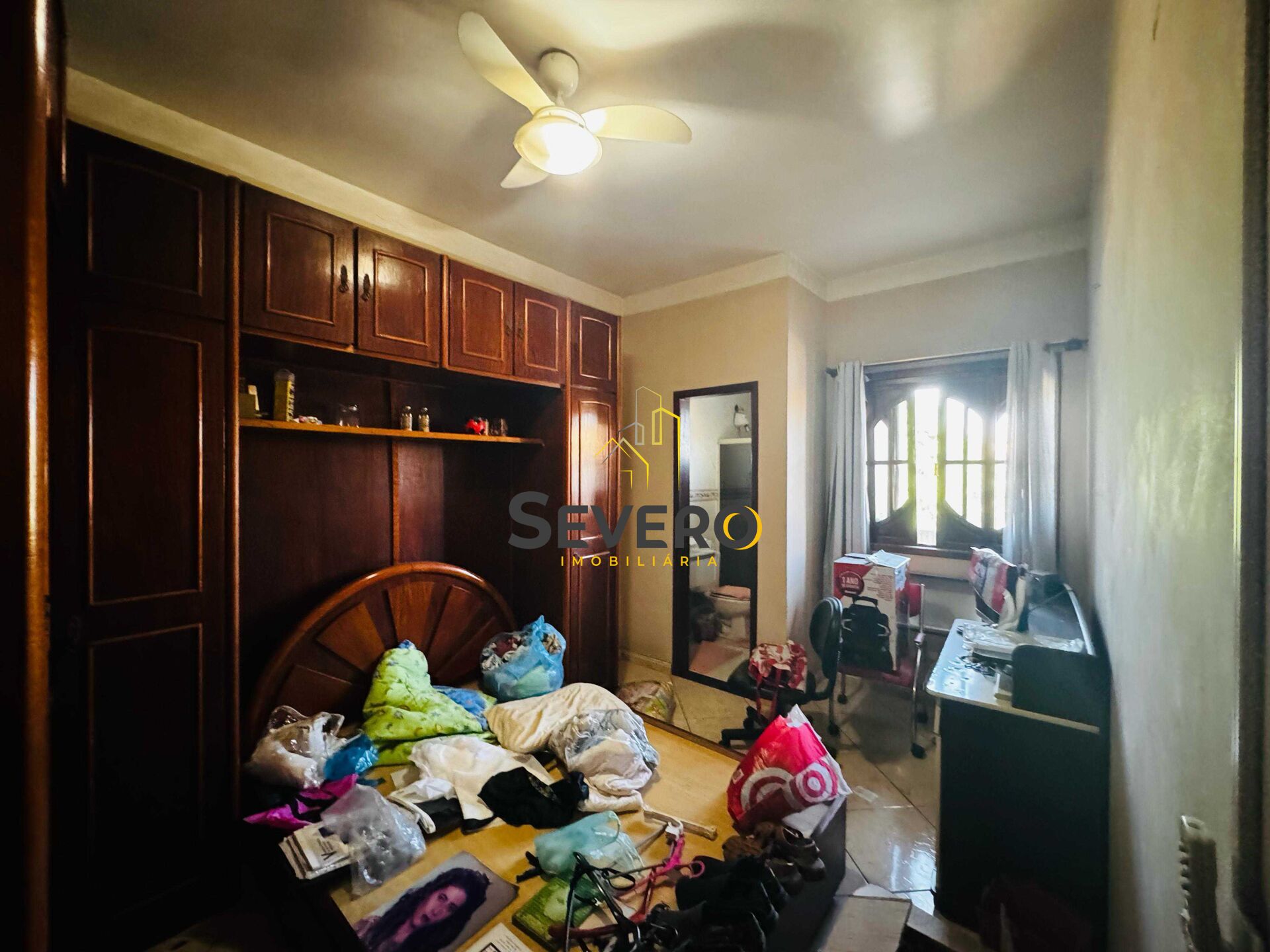 Casa à venda com 3 quartos, 360m² - Foto 12