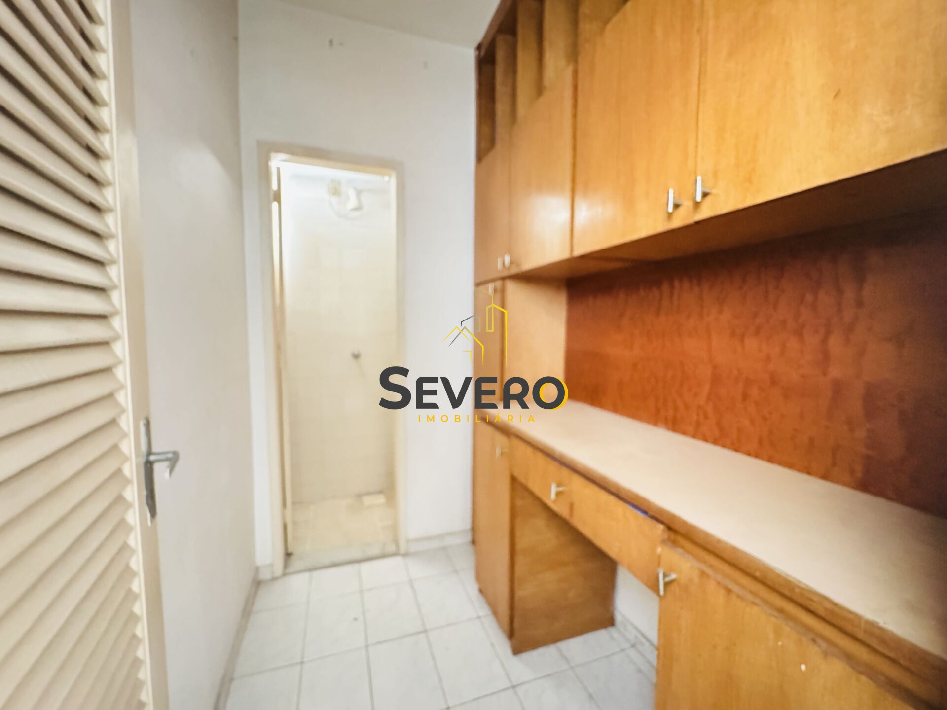 Apartamento à venda com 2 quartos, 70m² - Foto 13