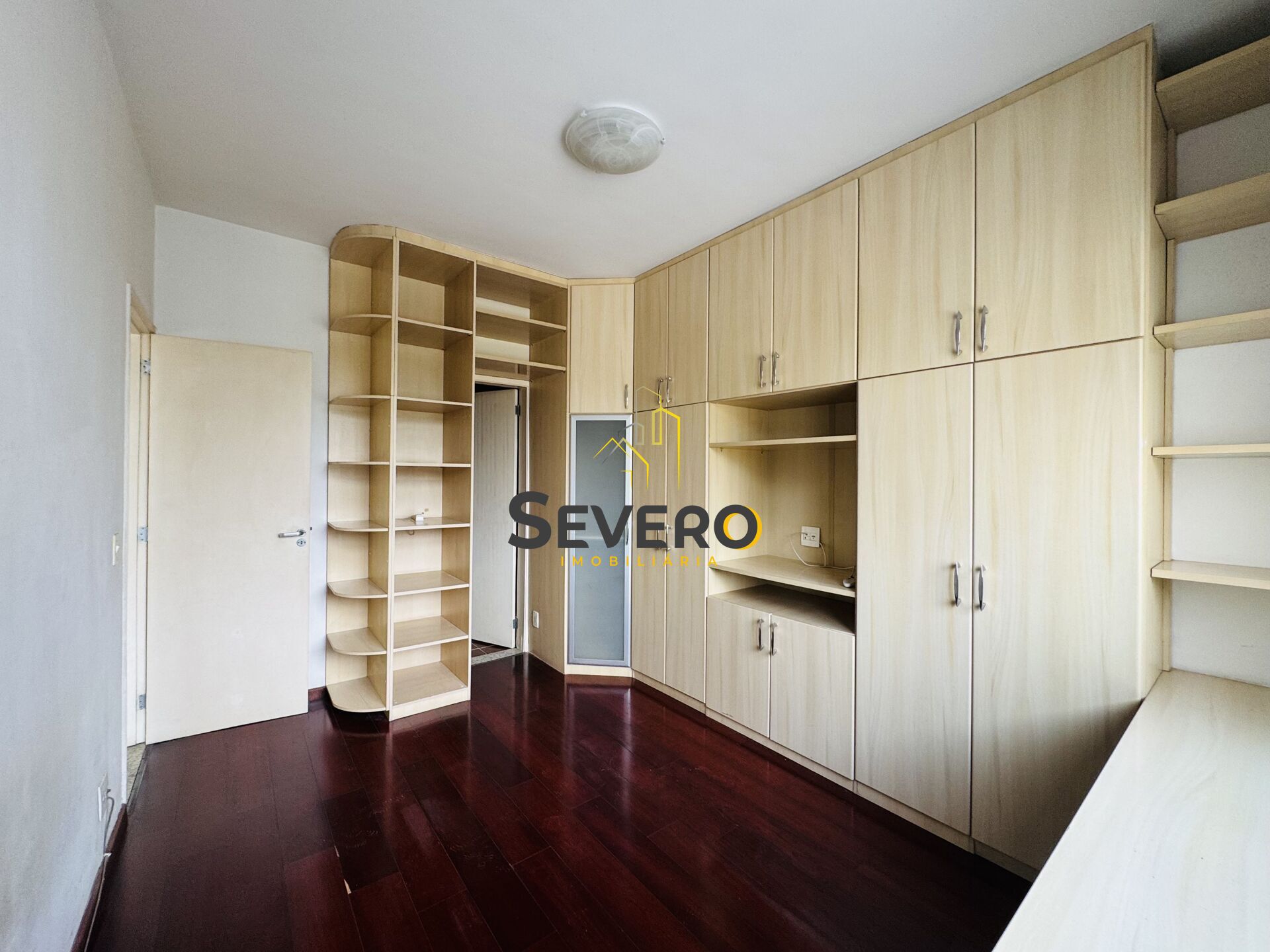 Apartamento à venda com 2 quartos, 70m² - Foto 16