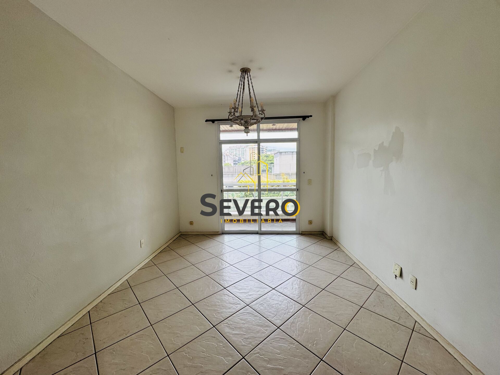 Apartamento à venda com 2 quartos, 70m² - Foto 6