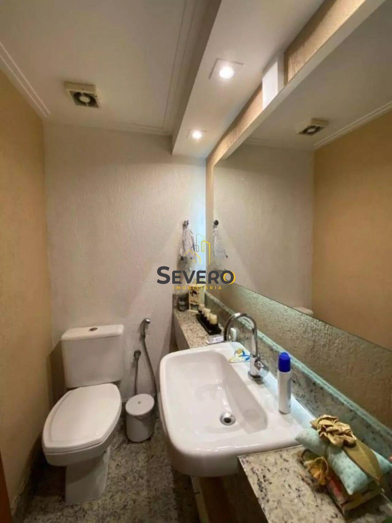 Apartamento à venda com 4 quartos, 186m² - Foto 9