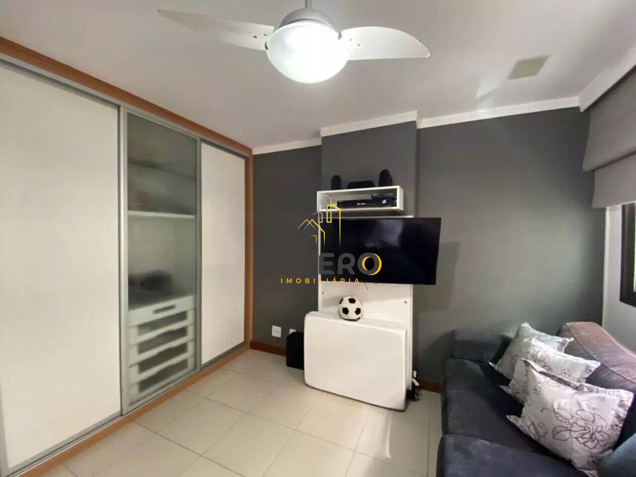 Apartamento à venda com 4 quartos, 186m² - Foto 10