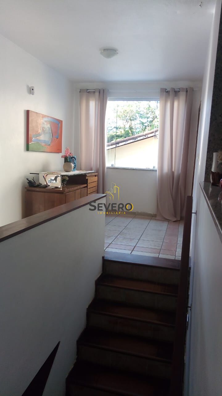 Casa à venda com 4 quartos, 300m² - Foto 10