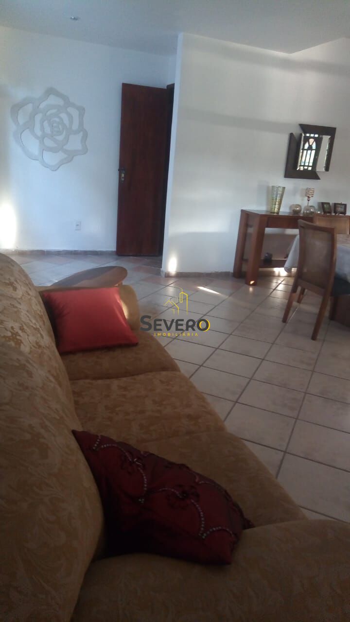 Casa à venda com 4 quartos, 300m² - Foto 5