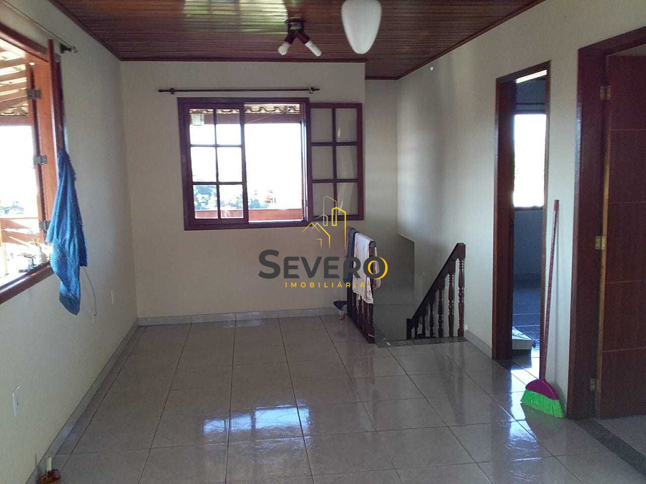 Casa à venda com 3 quartos, 360m² - Foto 8