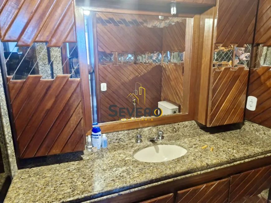 Apartamento à venda com 2 quartos, 75m² - Foto 22