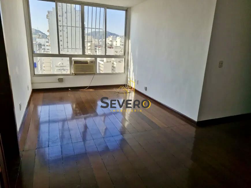 Apartamento à venda com 2 quartos, 75m² - Foto 2