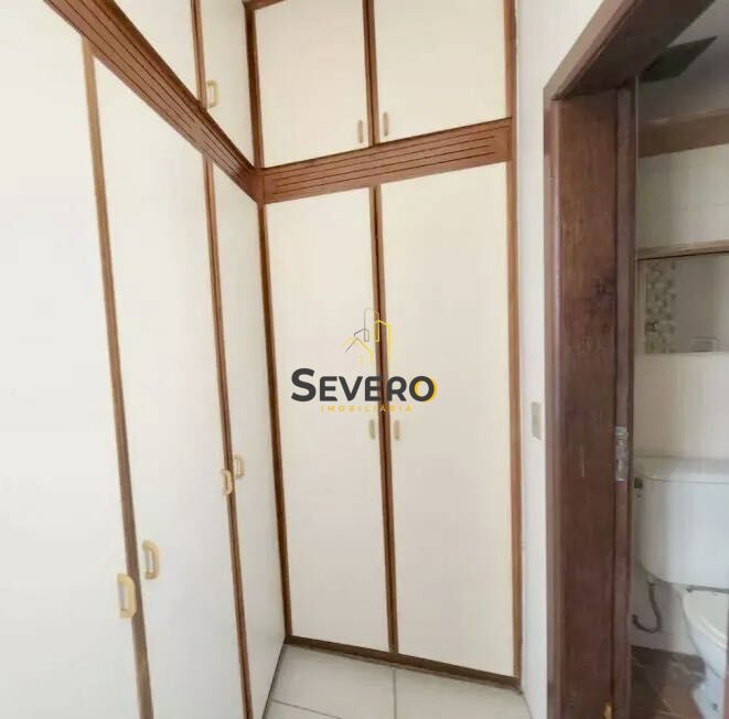 Apartamento à venda com 2 quartos, 75m² - Foto 11