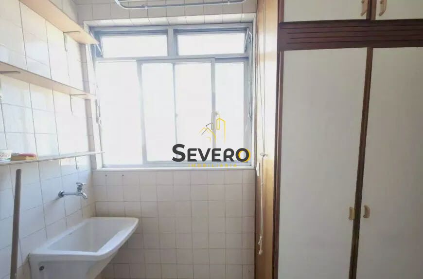 Apartamento à venda com 2 quartos, 75m² - Foto 12