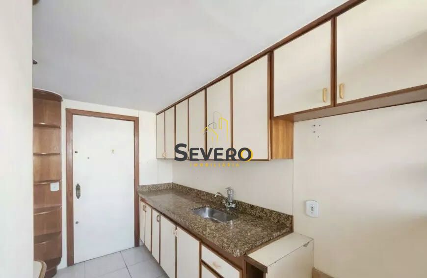 Apartamento à venda com 2 quartos, 75m² - Foto 8