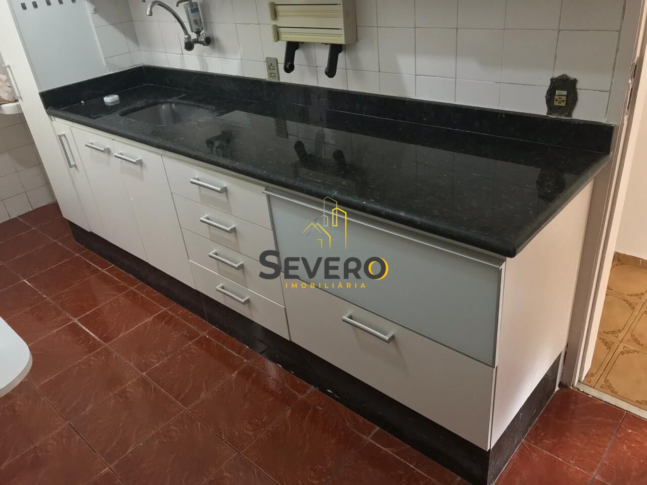 Apartamento à venda com 2 quartos, 62m² - Foto 8