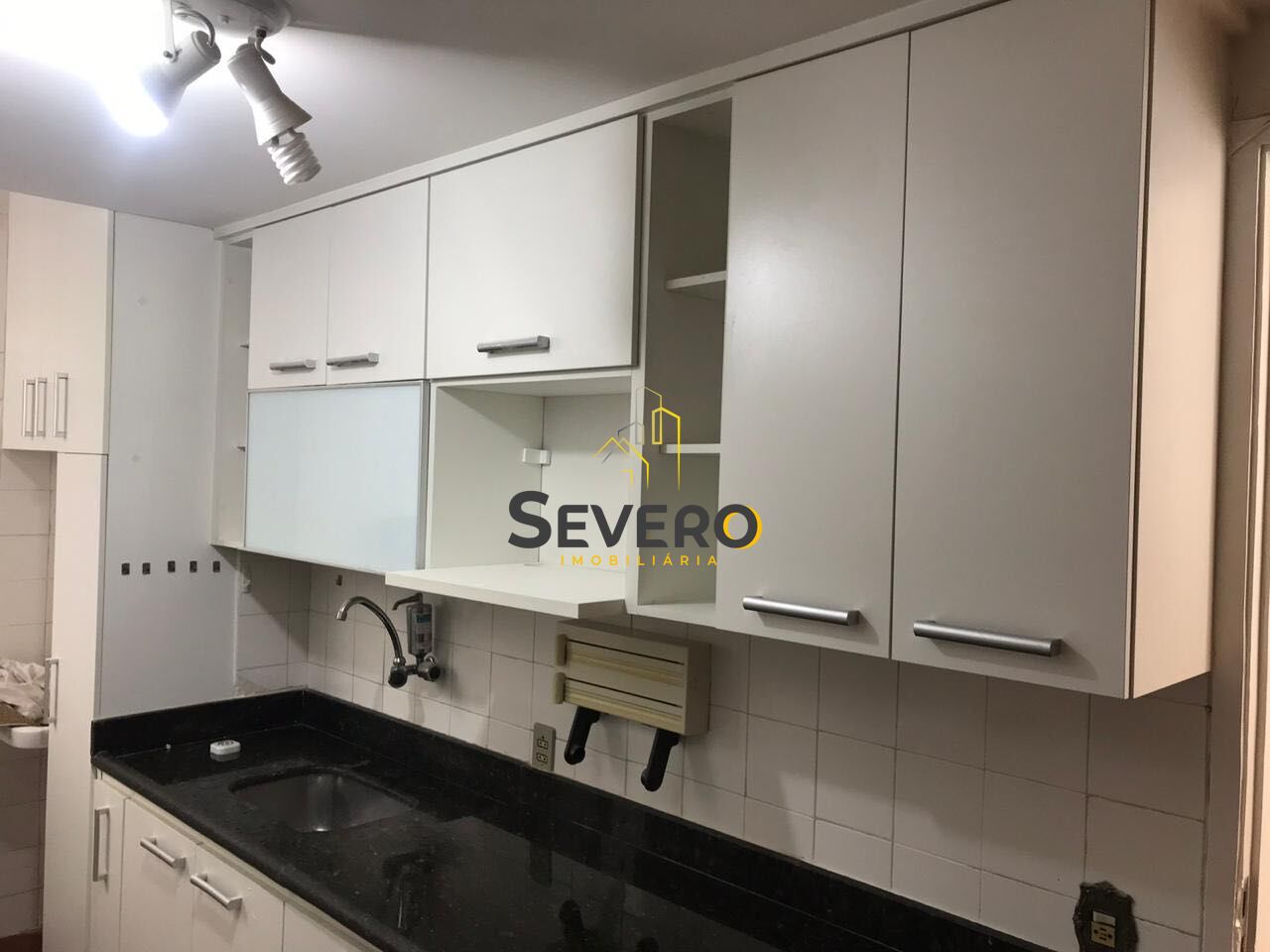 Apartamento à venda com 2 quartos, 62m² - Foto 9