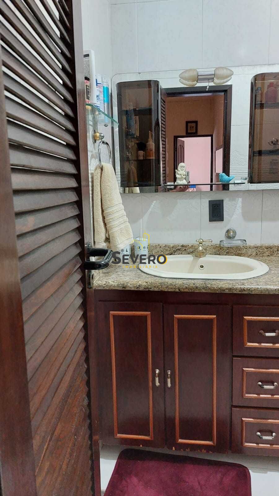 Casa à venda com 4 quartos, 284m² - Foto 26