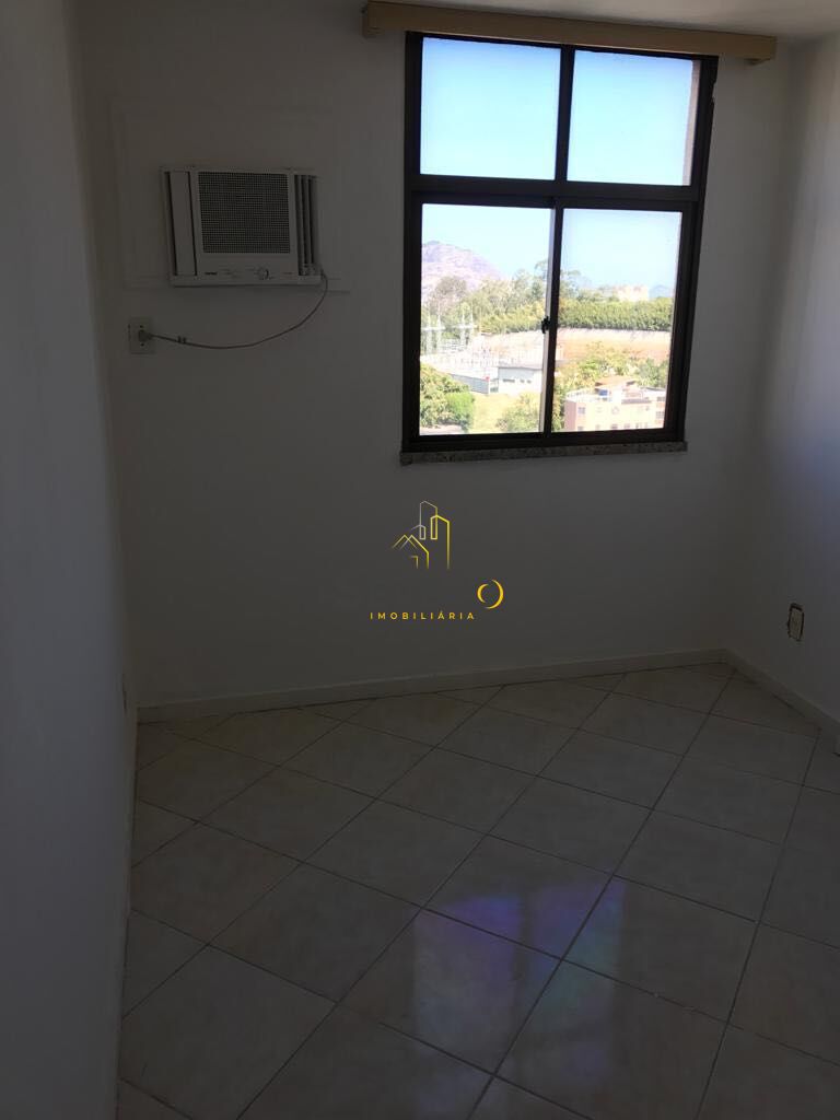 Apartamento à venda com 2 quartos, 75m² - Foto 16