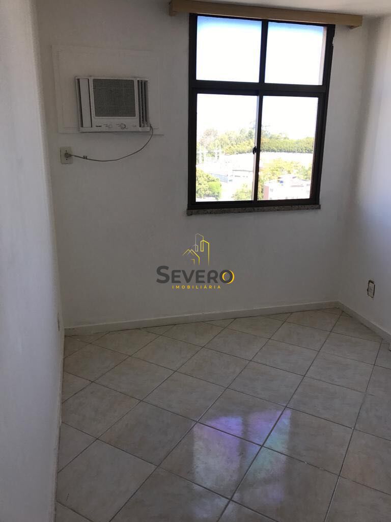 Apartamento à venda com 2 quartos, 75m² - Foto 17