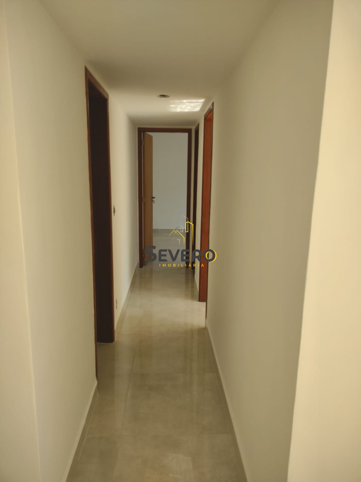 Apartamento à venda com 2 quartos, 100m² - Foto 9