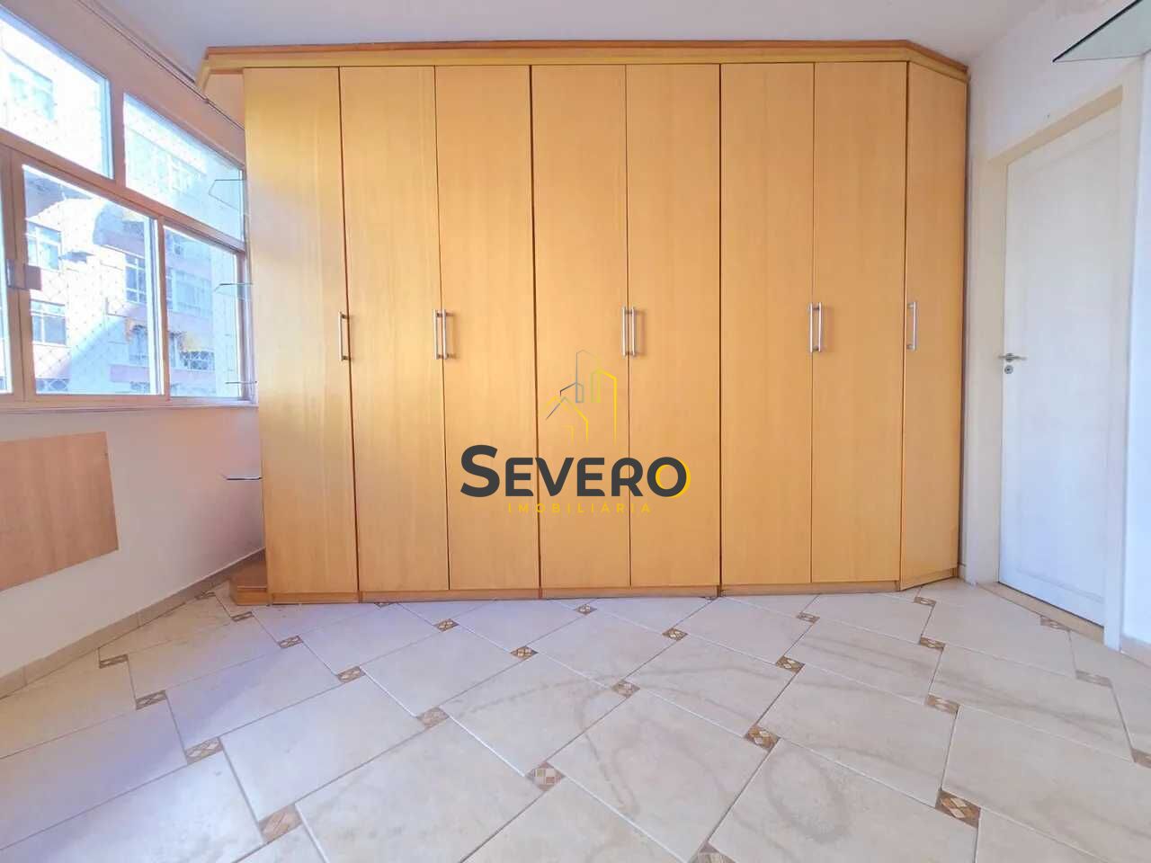 Apartamento à venda com 3 quartos, 130m² - Foto 7