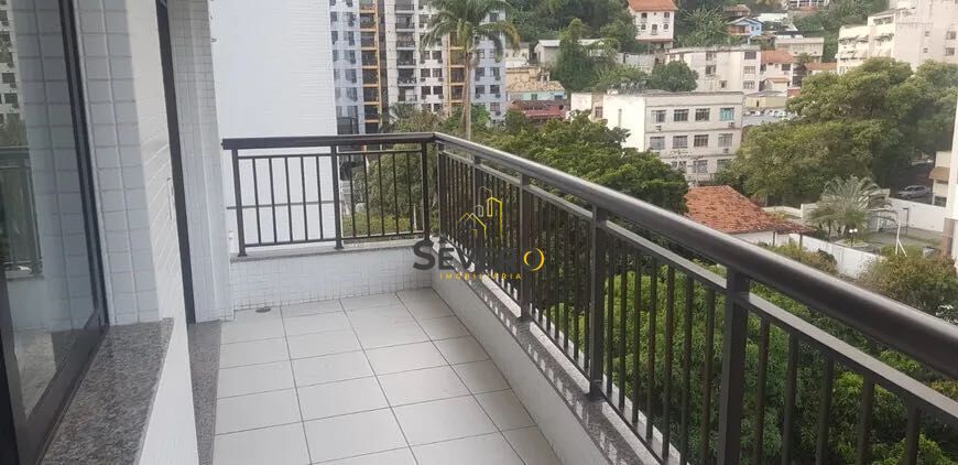 Apartamento à venda com 3 quartos, 98m² - Foto 1