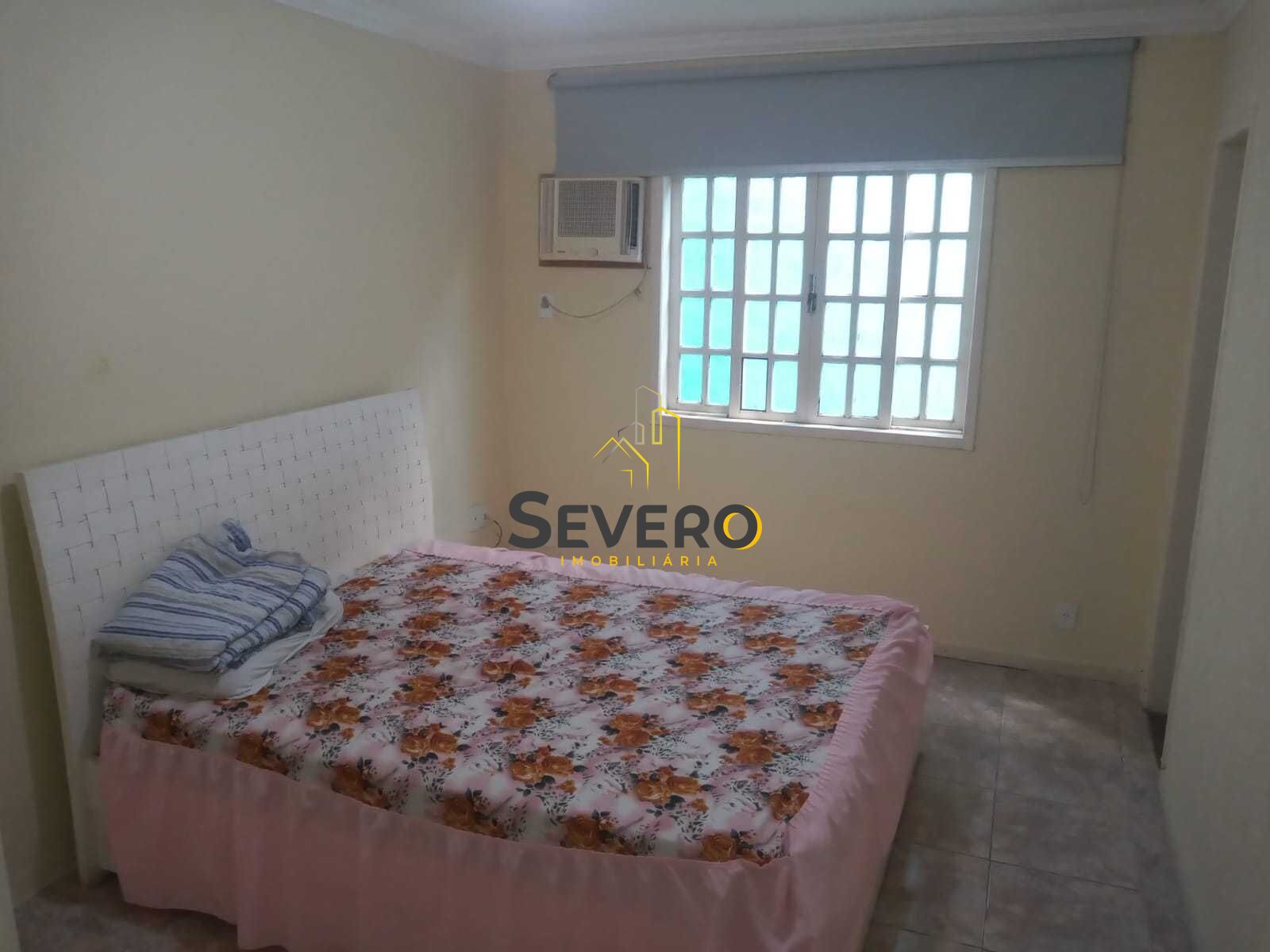 Casa à venda com 4 quartos, 300m² - Foto 13