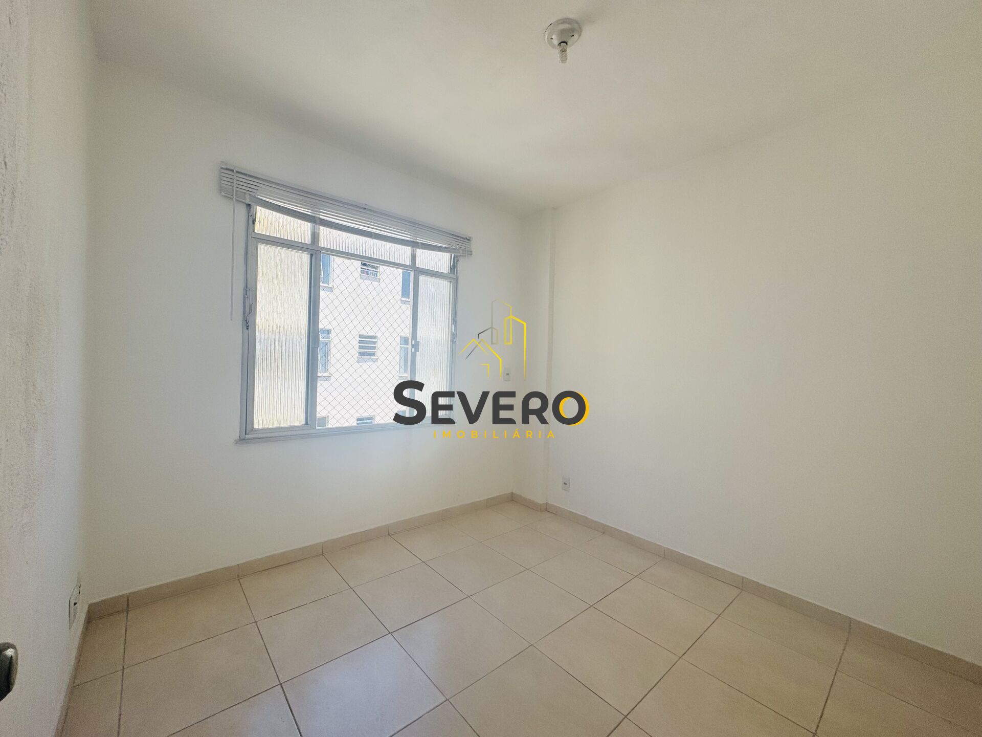 Apartamento à venda com 2 quartos, 44m² - Foto 11